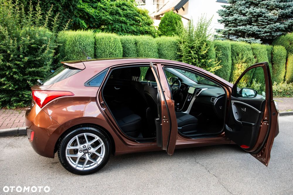 Hyundai i30 1.4 Comfort - 8