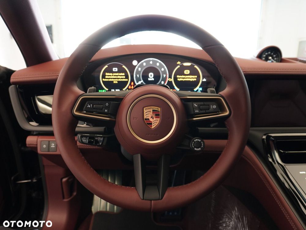 Porsche Panamera 4 - 29