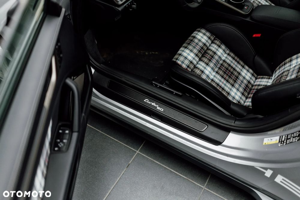 Porsche 911 Turbo 50 Years - 21