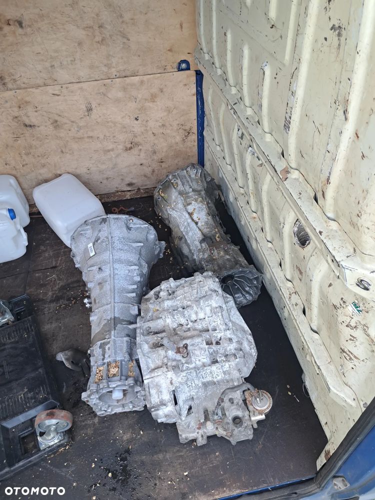 Skrzynie skrzynia biegów Automat Dodge Ram V 1500 5.7 68269509AA Durango Jeep Grand Cherokee WK2 6.2 68305283AC Jeep Compass II Jeep Renegade 68311994BA Do regeneracji na części - 1