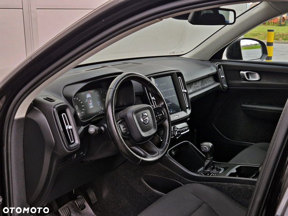 Volvo XC 40 D3 Momentum - 34