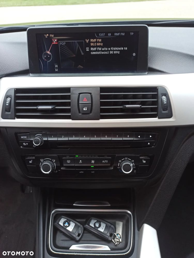 BMW Seria 3 - 22