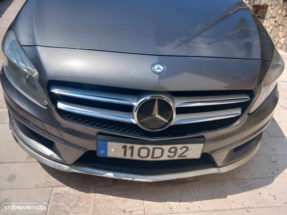 Mercedes-Benz A 180 CDI BE AMG Line — fotografia 10