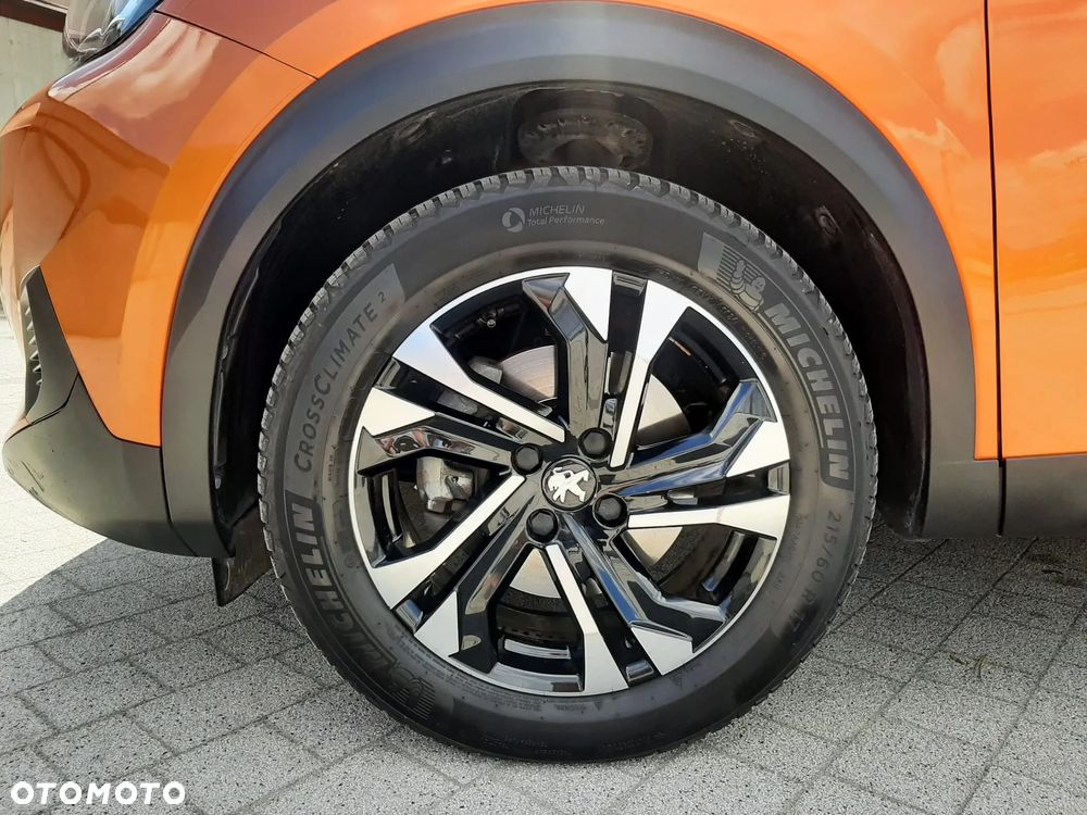 Peugeot 2008 1.5 BlueHDi Allure S&S EAT8 - 13