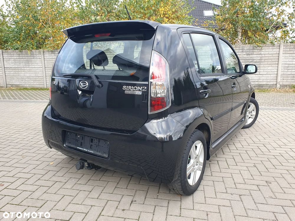 Daihatsu Sirion 1.3 - 10