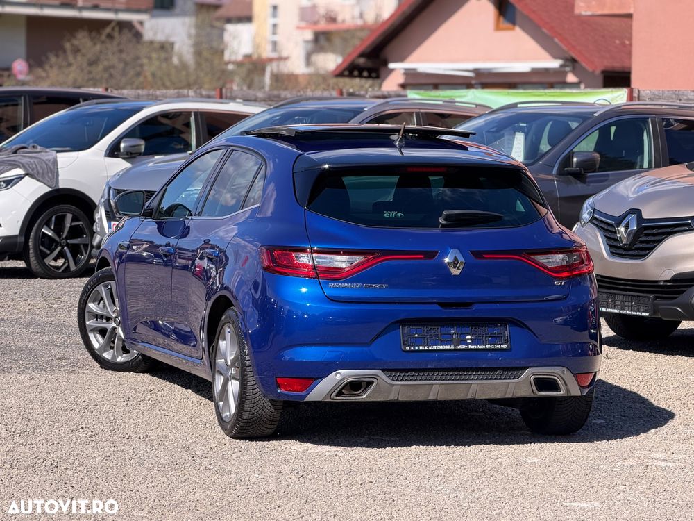 Renault Megane ENERGY TCe 205 EDC GT - 28