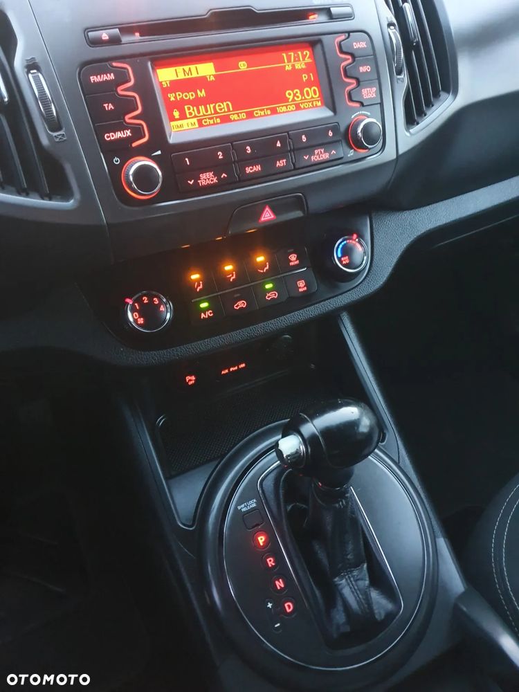 Kia Sportage 2.0 CVVT 4WD Automatik Vision - 19