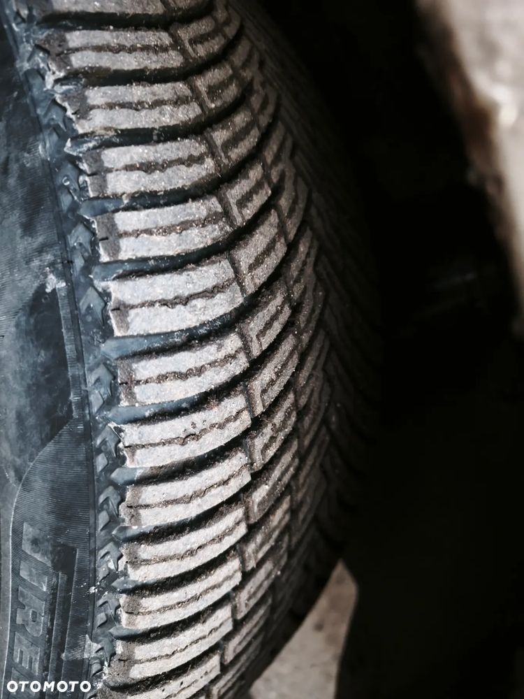 Mercedes-Benz Klasa E - 17