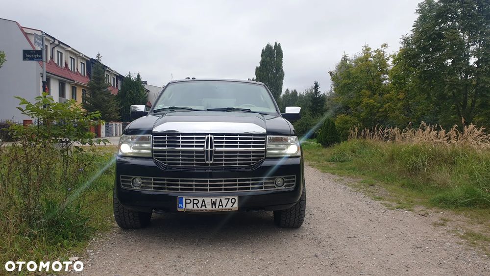 Lincoln Navigator ver-5-4-4wd-luxury - 2