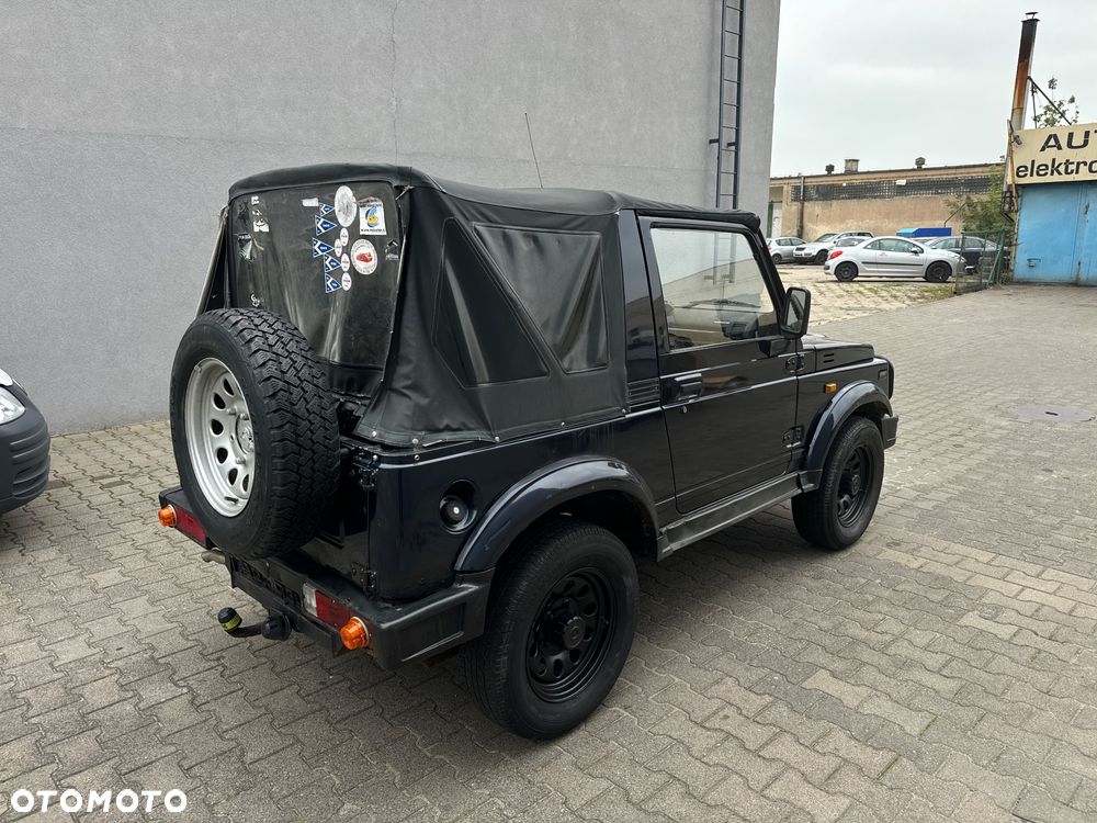Suzuki Samurai - 3