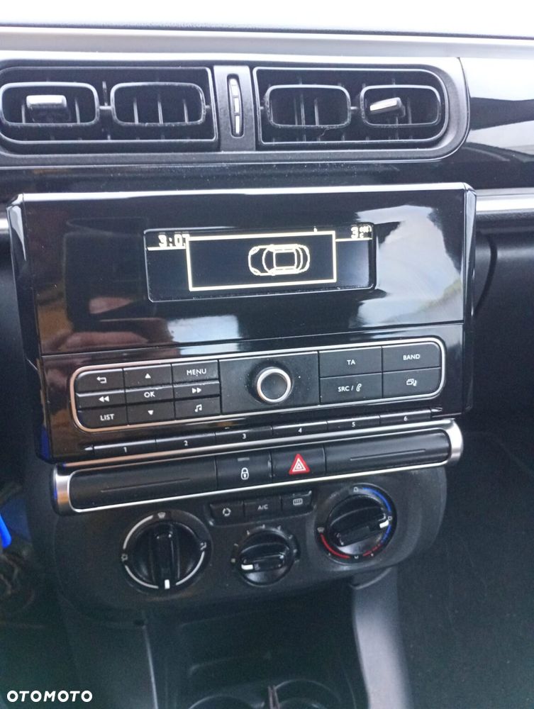 Citroën C3 Pure Tech 82 SHINE - 8