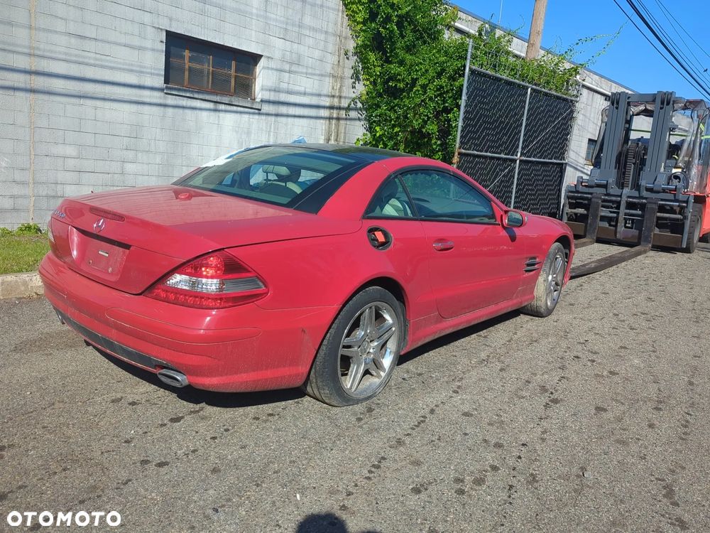 Mercedes-Benz SL - 29