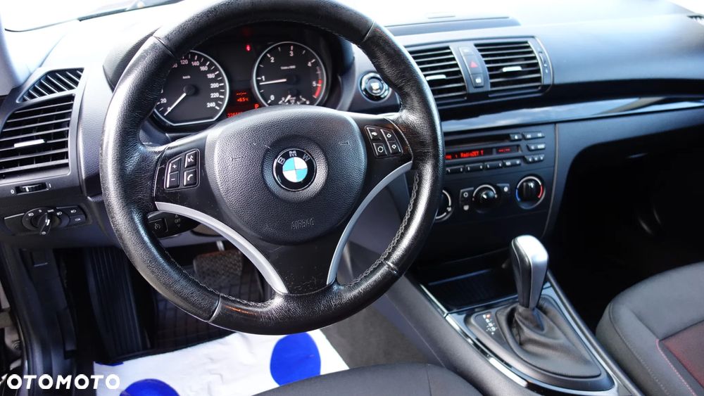 BMW Seria 1 118d DPF Edition Sport - 14