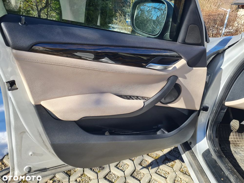 BMW X1 xDrive20d - 18