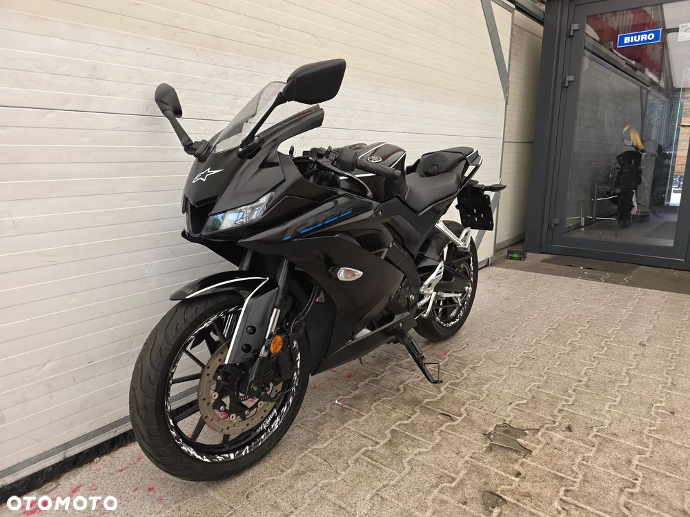Yamaha MT - 1