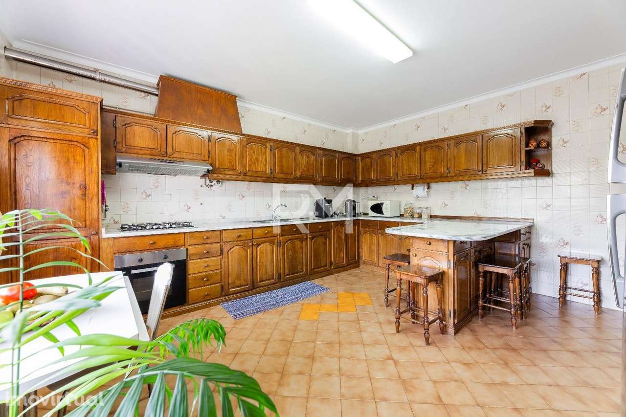 MORADIA T5 3 FRENTES E JARDIM | GUALTAR, BRAGA - Grande imagem: 5/25