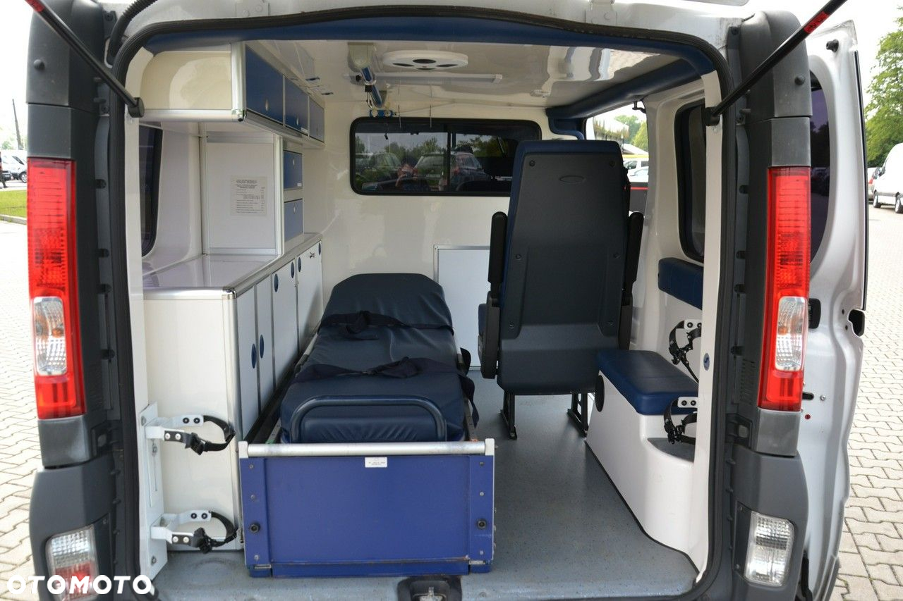 Renault Trafic - 16