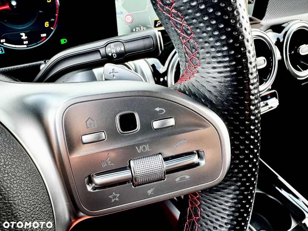 Mercedes-Benz GLB 200 d AMG Line 8G-DCT - 37