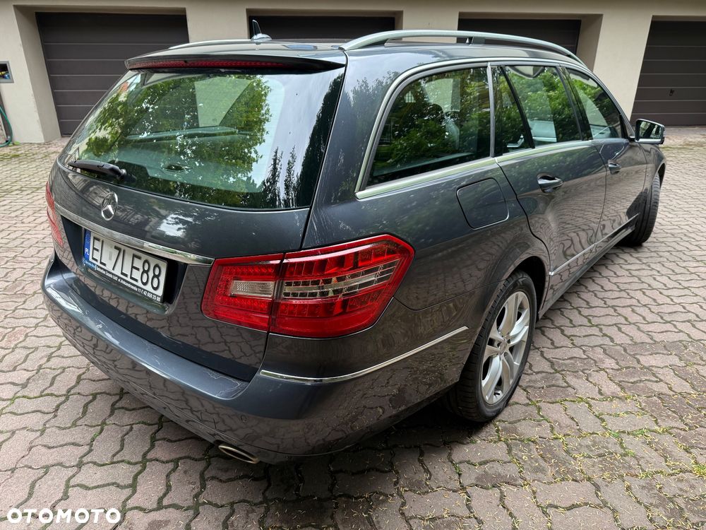 Mercedes-Benz Klasa E 350 CGI BlueEffICIENCY Avantgarde - 3