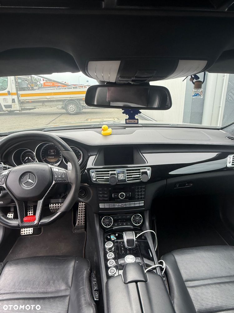 Mercedes-Benz CLS - 18