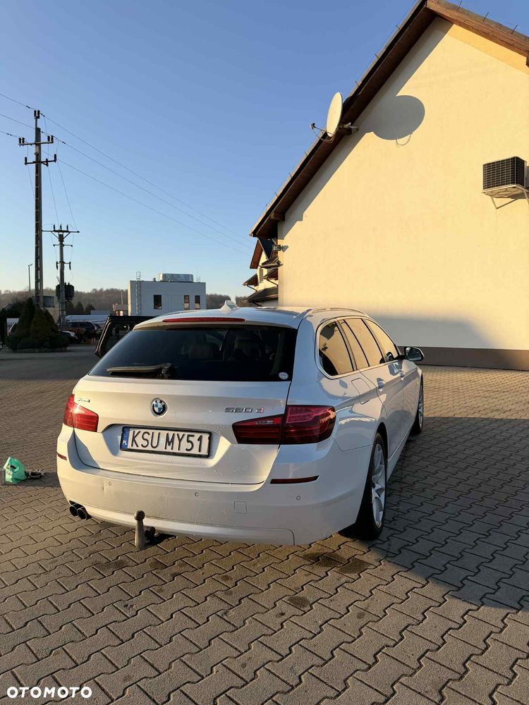 BMW Seria 5 520d xDrive - 5