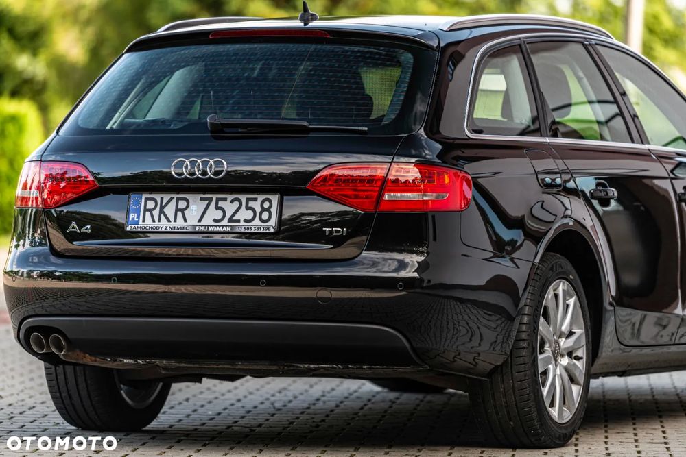 Audi A4 Avant 2.0 TDI S tronic - 15