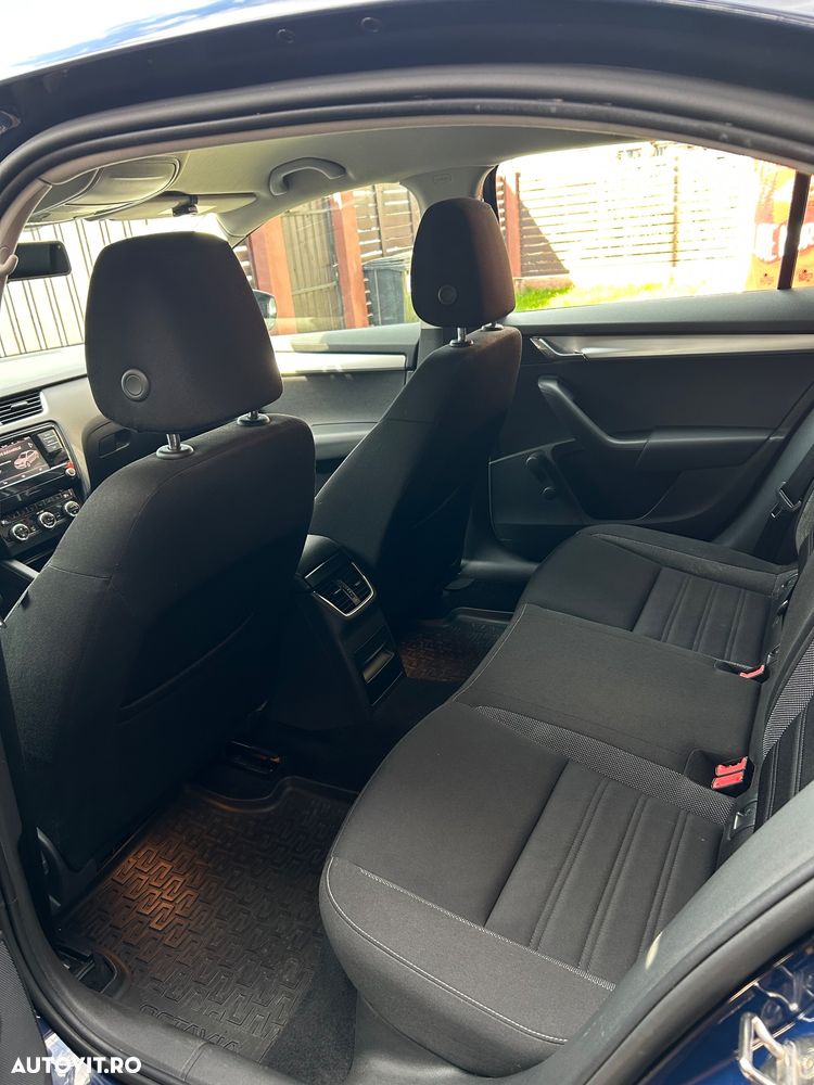 Skoda Octavia 1.6 TDI Active - 11