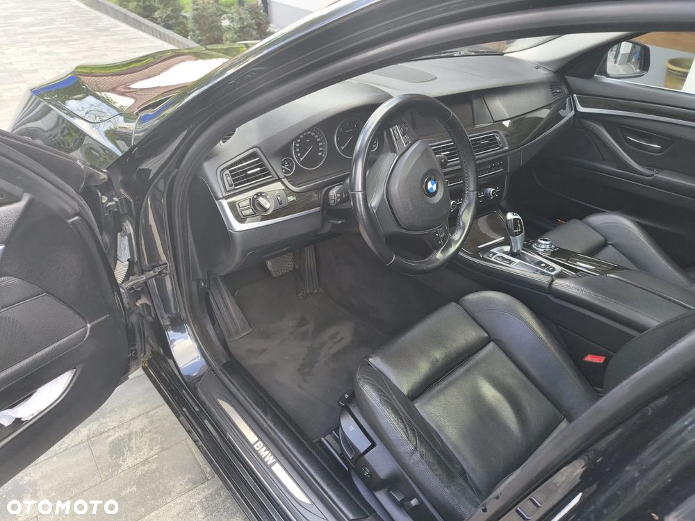 BMW Seria 5 520d Luxury Line - 8