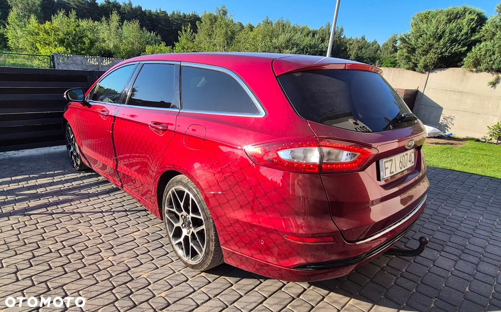 Ford Mondeo 2.0 TDCi Titanium PowerShift - 4