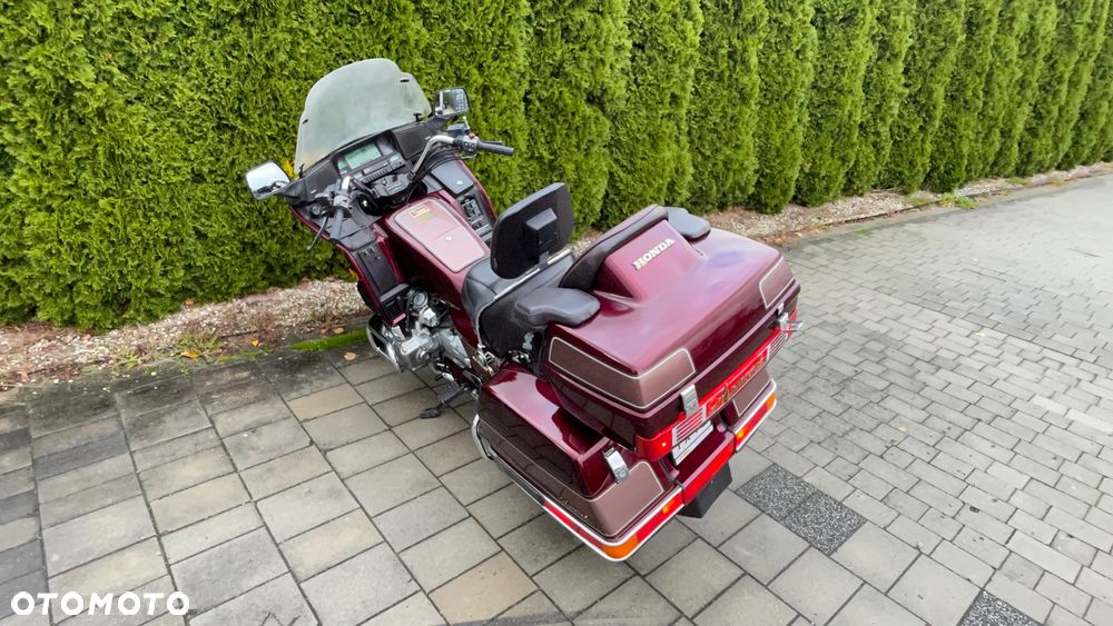 Honda GL - 11