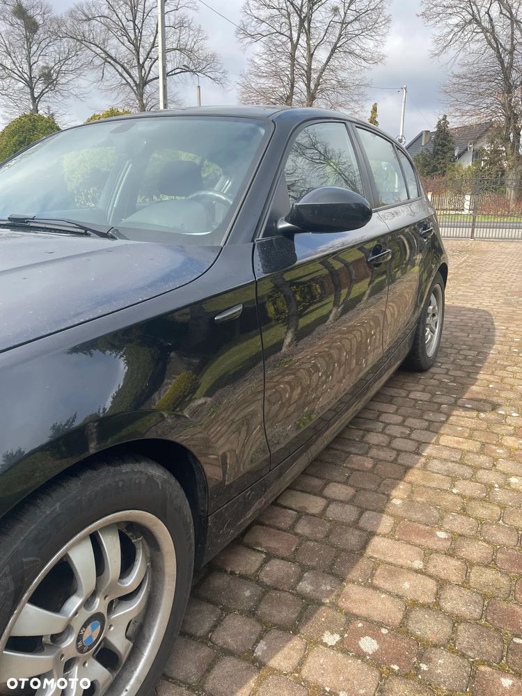 BMW Seria 1 118d DPF - 3