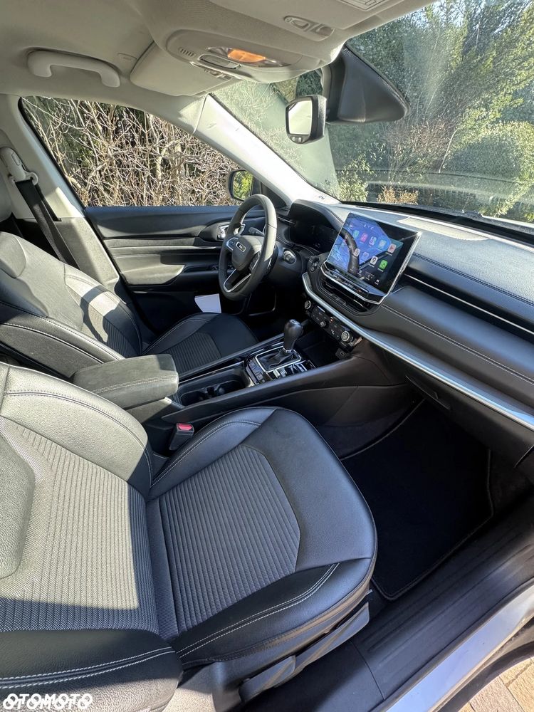 Jeep Compass - 10