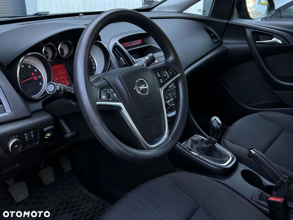 Opel Astra - 10