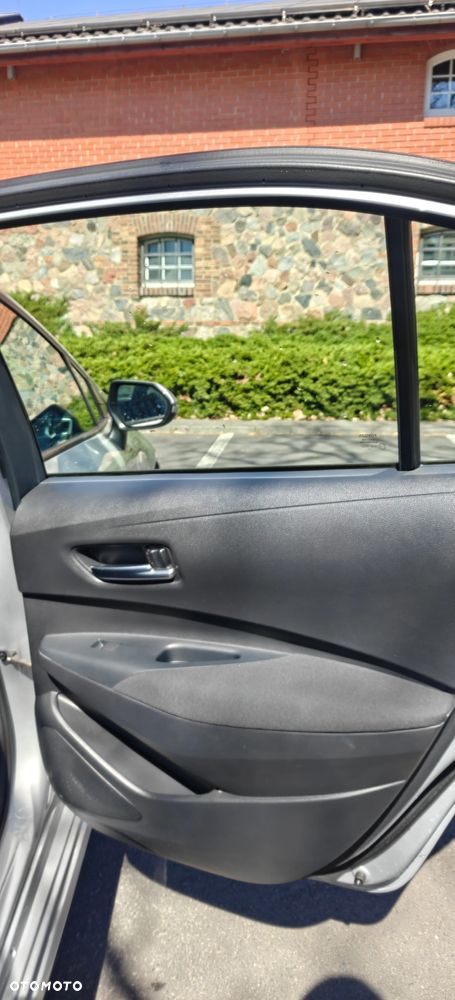 Toyota Corolla 1.6 Active - 9