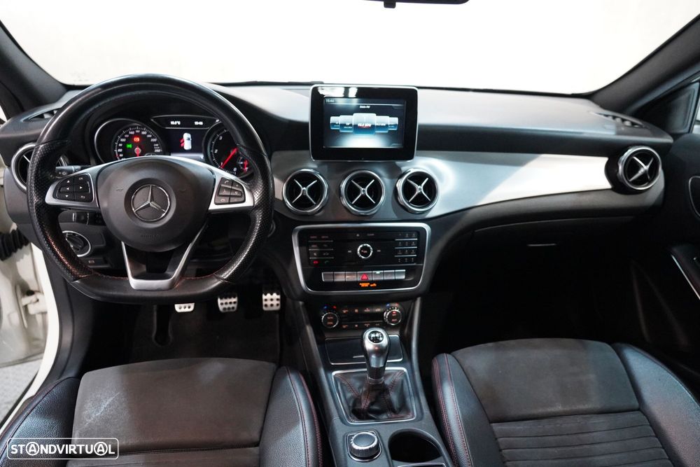 Mercedes-Benz GLA 180 CDI AMG Line - 33