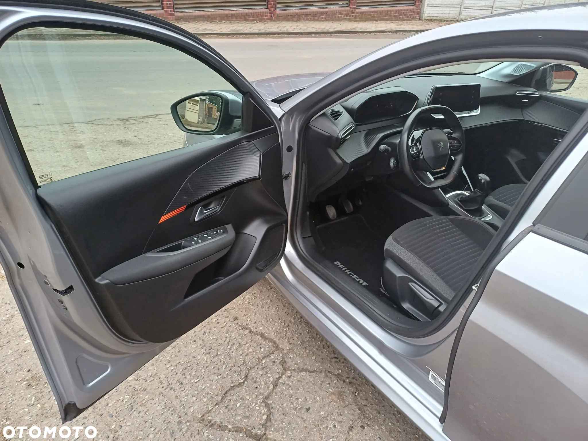 Peugeot 208 1.2 PureTech Active S&S - 23