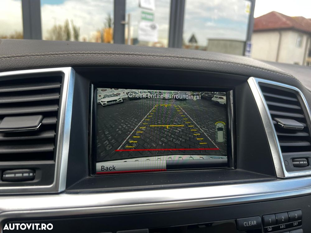 Mercedes-Benz GL - 22