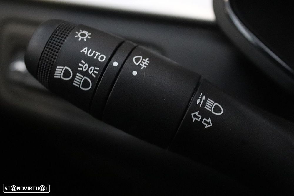 Renault Captur 1.0 TCe Techno - 16