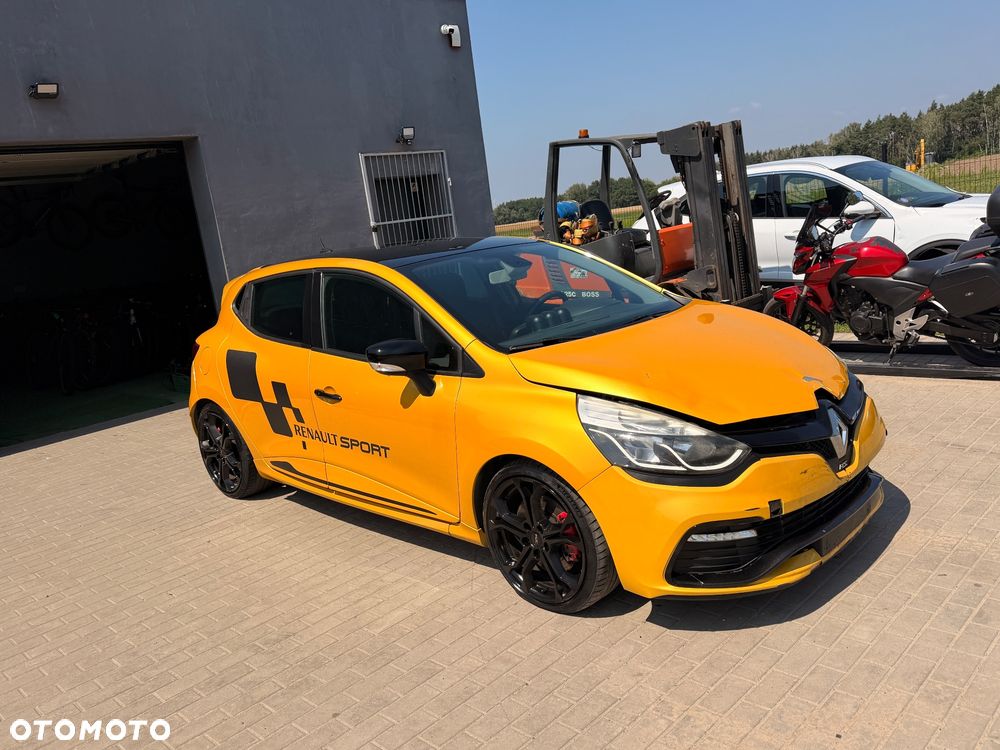 Renault Clio TCe 200 EDC Sport R.S - 6