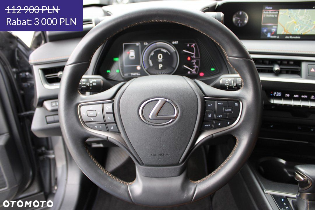 Lexus UX - 24