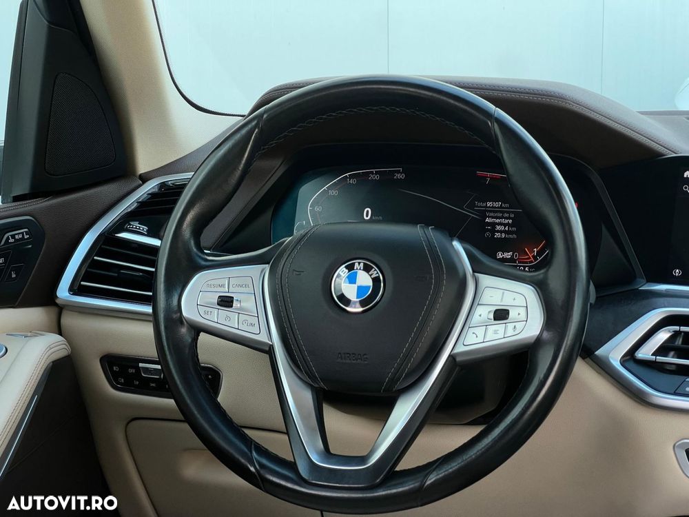 BMW X7 xDrive40i - 10