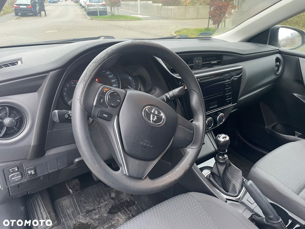 Toyota Corolla 1.4 D-4D Comfort - 7