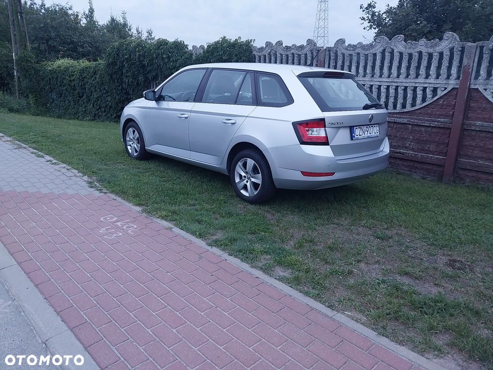 Skoda Fabia 1.0 Ambition - 11
