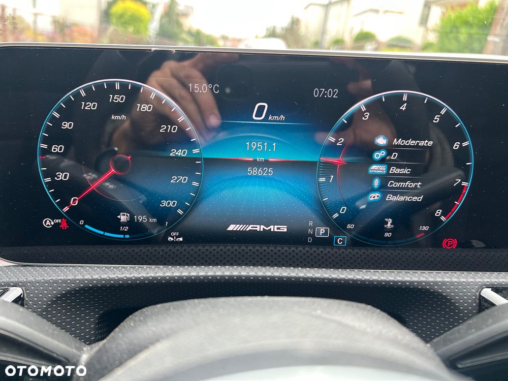 Mercedes-Benz CLA - 27