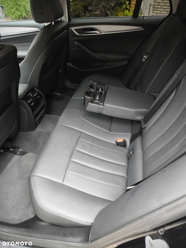 BMW Seria 5 - 27
