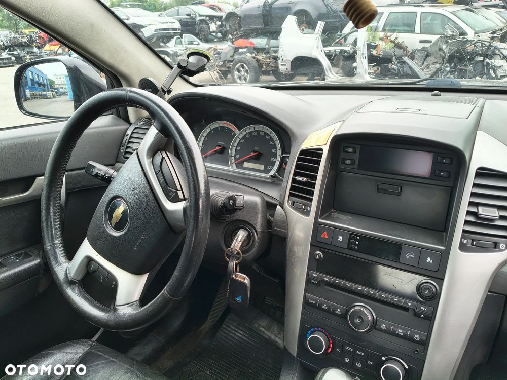 CHEVROLET CAPTIVA 2007 2.0 CDTI na części - 26