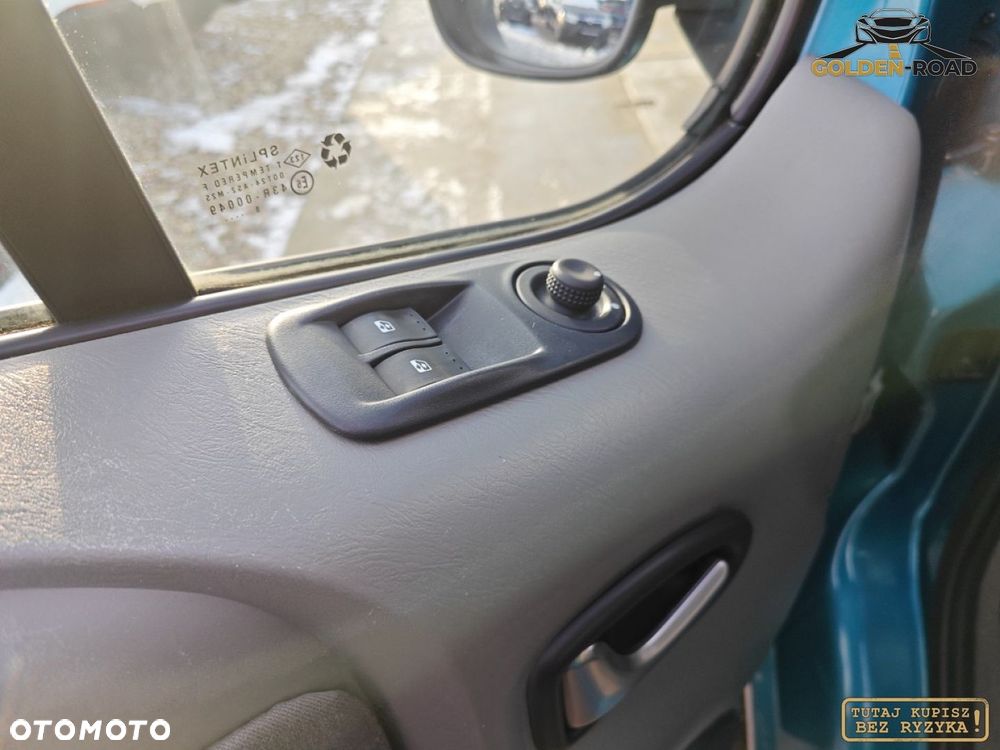 Renault Trafic - 15
