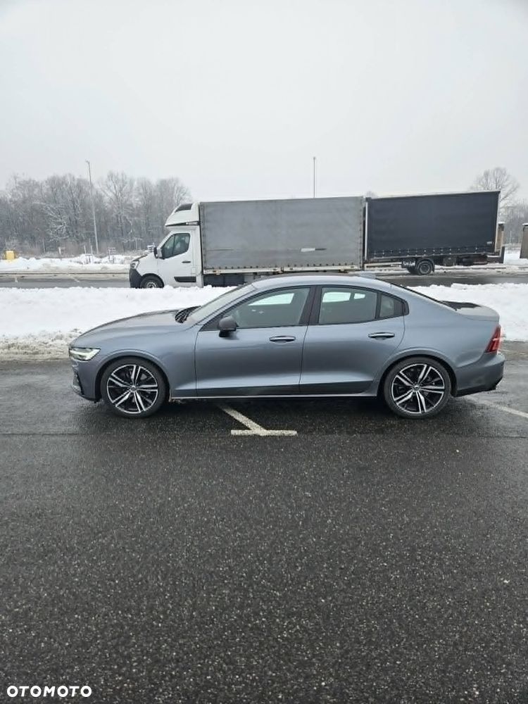Volvo S60 B5 B AWD R-Design - 7
