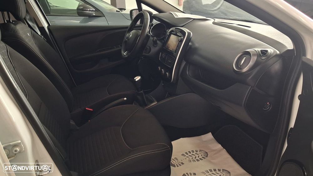 Renault Clio Sport Tourer 1.5 dCi Limited - 9
