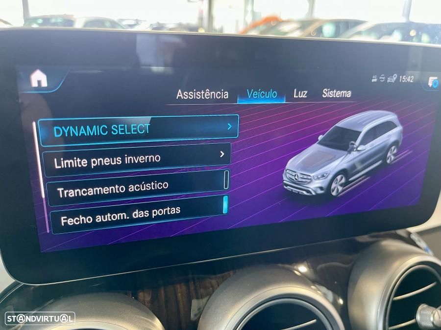 Mercedes-Benz GLC 300 e 4Matic - 28